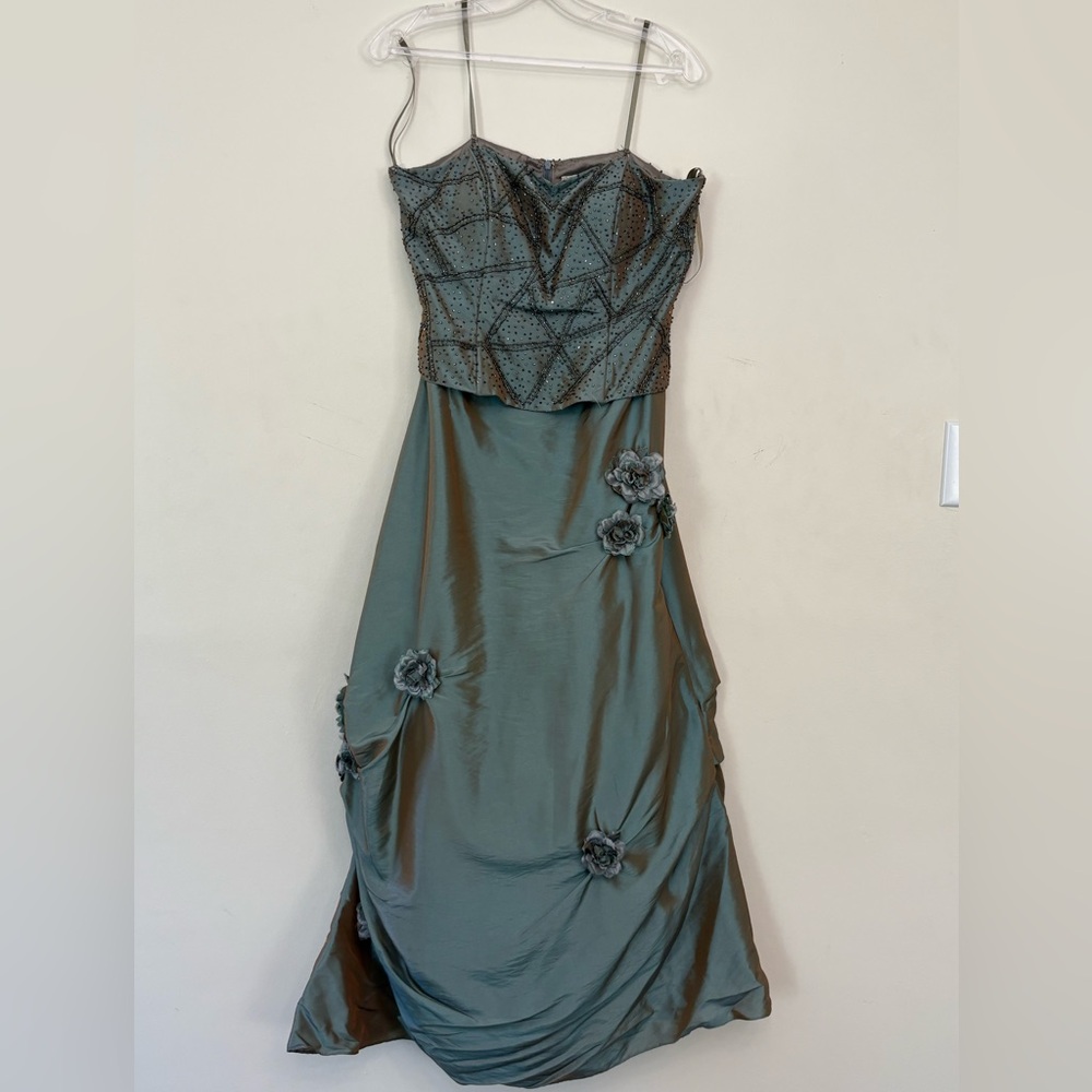 Elegant Green Evening Dress